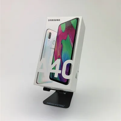 Produktbild von Samsung Smartphone Galaxy A40 15cm (5,9 Zoll), 4GB RAM, 64GB Speicher, Farbe: Weiß