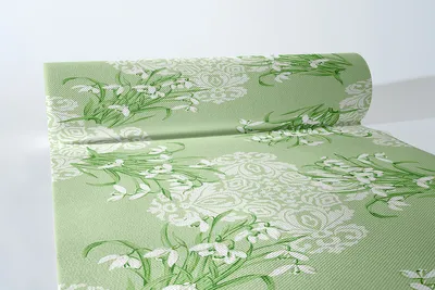 Produktbild von Sovie HORECA Tischläufer Melanie in Grün aus Linclass® Airlaid 40 cm x 24 m, 1 Stück - Floral Schneeglöckchen
