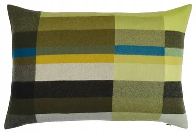 Produktbild von IKEA STOCKHOLM 2025 Kissenbezug Wolle Dunkelgrün Petrol 40x58 cm