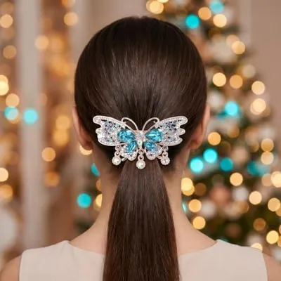 Produktbild von 2 Strass-Haarspangen mit glitzernden Schmetterlingen für Mädchen und Frauen