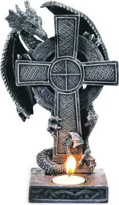 Produktbild von Teelichthalter Drache steht hinter einem keltischen Kreuz