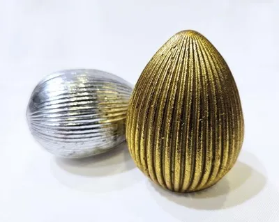Produktbild von Goldenes oder silbernes Edelei 5,5x5,2x6,9cm