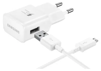 Produktbild von Samsung - EP-TA50EWE - Fast Charger + USB Cable to USB Type C Cable - White BULK