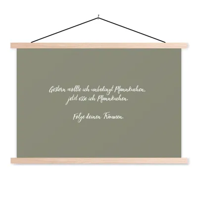 Produktbild von MuchoWow® Textilposter Zitate - Gestern wollte ich unbedingt Pfannkuchen - Pfannkuchenliebhaber - Sprichwörter 60x40 cm mit holzfarbenen Rahmen - Bilder