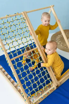 Image de Zebra Home Aire de jeux en bois Pyramide pour enfants
