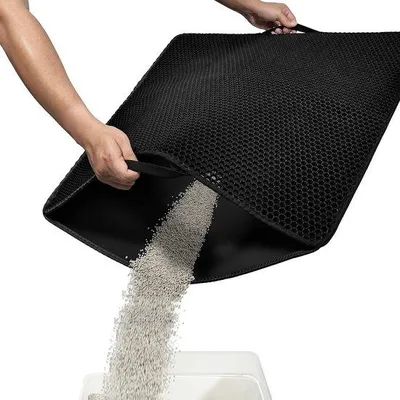 Produktbild von Famanu Katzenstreumatte - Urinbeständig - Hygienisch und Pflegeleicht - 80x61 cm