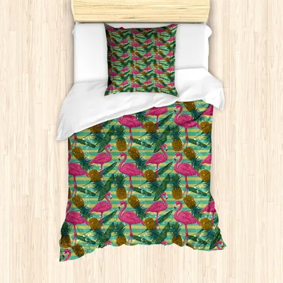 Produktbild von ABAKUHAUS Flamingo Mantele, Ananas Banana Leaf, Milbensicher Allergiker geeignet mit Kissenbezügen, 135 cm x 200 cm - 80 x 80 cm, Mehrfarbig