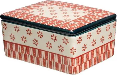 Produktbild von Famanu Butterdose mit handgestempeltem Blumenmuster - spülmaschinen- und mikrowellengeeignet - 12,5 x 10 x 6 cm