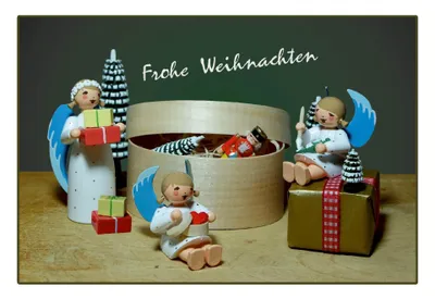 Zdjęcie produktu dla Pocztówka Anioł Wesołych Świąt BxH 16x11cm NOWA