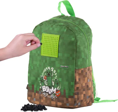 Obrázok produktu pre Batoh Pixie Crew Minecraft silikónový 30x35cm s pixelovými kockami zelený v taške