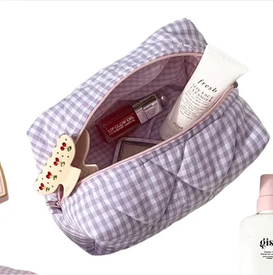 Produktbild von INF Tragbare Reise-Kosmetiktasche für Kosmetik und Toilettenartikel