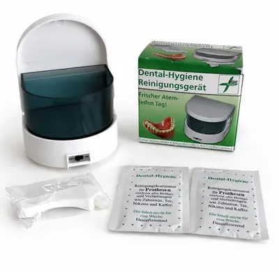 Produktbild von Dental Hygiene Prothesen Reinigungsgerät mit 2 Tütchen Konzentrat u. Bürste Set