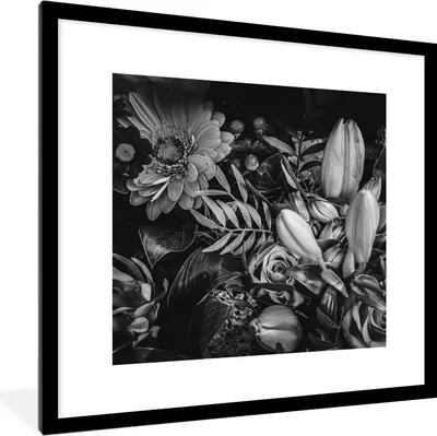 Produktbild von MuchoWow® Gerahmtes Poster Blumenstrauß - Stilleben - Blumen - Pflanzen - Rot 40x40 cm - Poster mit Schwarzem Bilderrahmen Wandposter Rahmen Foto Bilder - Poster - Plakat im Rahmen