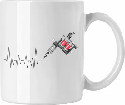 Produktbild von Trendation - Tattoowierer Herzschlag Tasse Geschenk für Tattoo Liebhaner Hobby Geschenkidee (Weiß)