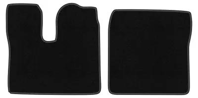 Produktbild von Velours-Fußmatten Vorne für MAN TGX 2017- (Transporter) – 2-tlg, Schwarz, passgenau – Wielganizator BASIC