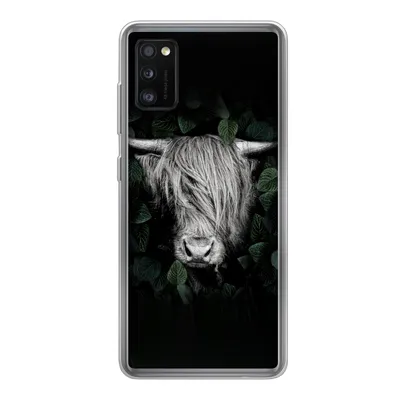 Produktbild von MuchoWow® Handyhülle Schutzhülle Hülle für Samsung Galaxy A41 Schottischer Highlander - Blätter - Porträt Silikon Softcase Handy Hülle - Mobiltelefon
