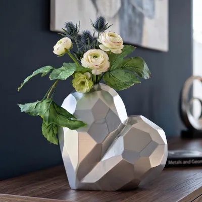 Obrázok produktu pre Váza zo striebornej živice 19x9x18 cm
