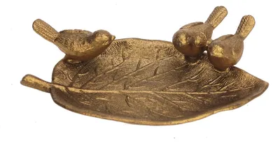 Produktbild von Meander Dekoschale blad/3 vogeltjes goudkleurig 14x9x3,5cm