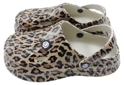 Produktbild von Damen Clogs Leo » günstige Damenschuhe » Clogs mit Leoparden-Muster » Sommer & Frühling Garten Schuhe mit Riemen und Cut-Outs: Beige / 40-41 Farbe: Beige Schuhgröße: 40-41