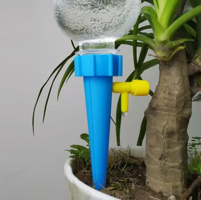 Produktbild von 24Pcs Tropfbewässerungsset,DIY Automatische Pflanzenbewässerung,Bewässerungssystem Dispenser Bewässerungsanlagen für Hausgarten Indoor Outdoor