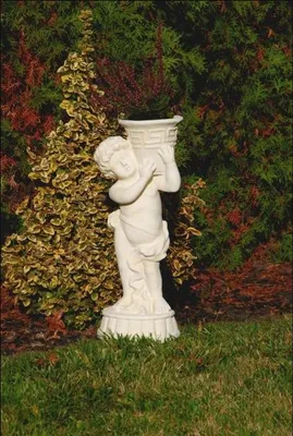 Produktbild von Skulptur eines Kindes mit Blumen