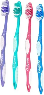 Image de Brosse à dents Colgate Premier Clean, poils moyens, lot de 4