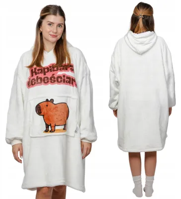 Produktbild von Oversize Deckenpullover XXL - Kuscheldecke mit Ärmeln - Fleece Capybara Motiv