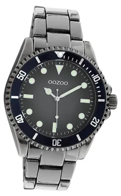 Immagine prodotto di Orologio da uomo Oozoo, modello Timepieces, cassa argentata, cinturino in acciaio inossidabile, movimento al quarzo, display analogico, codice prodotto D3UOC11013