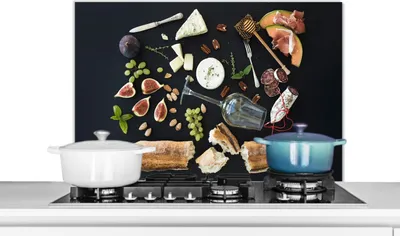 Produktbild von KitchenYeah®  Spritzschutz Küche - Küchenrückwand - Wandschutz für Herd und Spüle - Wein - Obst - Käse 80x55 - Alu-Dibond (Alternative zum Spritzschutz aus Glas) - Hitzebeständig - Herdspritzschutz -