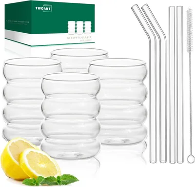 Zdjęcie produktu dla Żebrowane szklanki do napojów 350 ml zestaw 4 szklanek do koktajli Falowane szklanki do wody Szklanki do napojów Szklanki do soków ze szklanymi słomkami i szczotkami