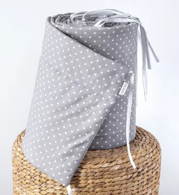 Produktbild von Mini PUNKTE Grau 100% Baumwolle 420 x 30 cm BETTUMRANDUNG Babybett Austattung Babyausstattung Nestchen Bettschlange. Handgenähnt von LOOLAY®