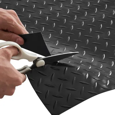 Obrázek produktu pro Podložka pod auto do garáže, materiál PVC, protiskluzový povrch, červená barva
