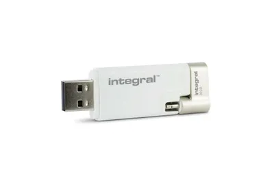 Image de IShuttle intégré - un lecteur flash USB 3.0 compact et pratique avec un port Lightning supplémentaire