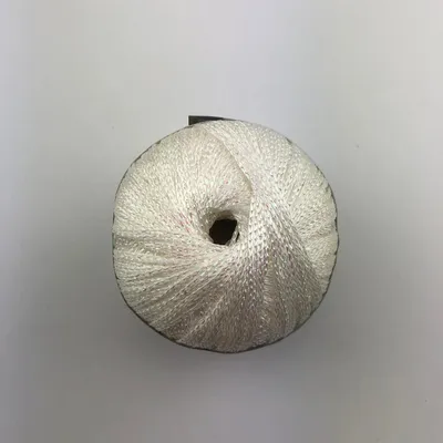 Produktbild von Scheepjes Lizzy mit Glitzer-Effekt 25g Farbe 01 beige/silber