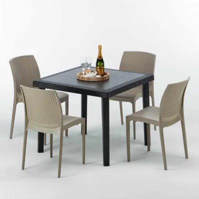 Produktbild von Schwarz Quadratisch Tisch und 4 Stühle Farbiges Polypropylen-Außenmastenset Grand Soleil Boheme Passion - Beige