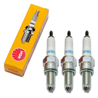 Immagine prodotto di Set di 3 candele NGK CR9EK da 19 mm, compatibili con Triumph Daytona 675 / R