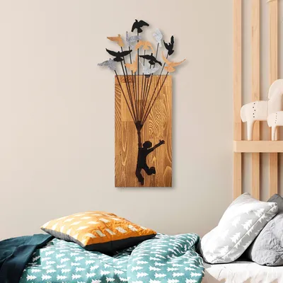 Obrázek produktu pro Wallity, Flying Boy 2, dekorativní dřevěný doplněk na zeď, 100 % DŘEVO / KOV, ořech, 45 x 86 cm