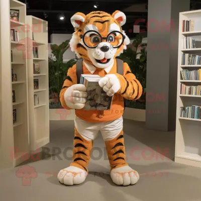 Produktbild von Brauner REDBROKOLY Tiger Maskottchen Kostüm charakter bekleidet mit Shorts und Lesebrille