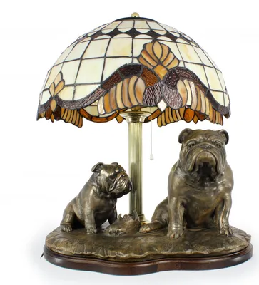 Produktbild von Bulldog, Englische Bulldogge - Lampe mit einem Lampenschirm aus Tiffanyglas, Tischlampe mit einer Hunde-Statuette, Inneneinrichtung im Retro-Stil der Marke Art-Dog