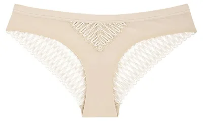 Produktbild von Triumph Aura Spotlight, Unterhosen, Bikini, Erwachsener, Weiblich, Beige, Elasthan, Polyamid