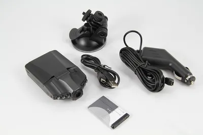 Produktbild von GRUNDIG Dashcam HD ready 720p. Wiederaufladbar, 2,5-Zoll-TFT-Farbdisplay, SD-Karten-Slot