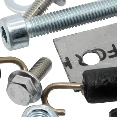Immagine prodotto di Supporto per silenziatore LeoVince, kit di fissaggio con viti M6 x 16, compatibile con Honda CB 125 R del 2018