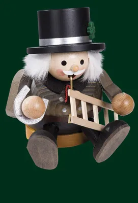Imagen del producto de Figura de cerámica para quemar incienso, representando a un hombre con una escoba y una escalera, sentado. Altura: 14 cm. Producto nuevo