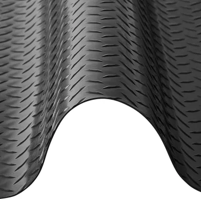 Zdjęcie produktu dla Rolka podłogowa do garażu, 1,2 x 2,13 m Mata podłogowa do garażu, mata ochronna z grubego PVC o grubości 2,2 mm z dwustronną taśmą, antypoślizgowa, łatwa do czyszczenia, do magazynów, siłowni, przyczep, czarna
