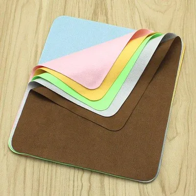 Immagine prodotto di Salviettine per la pulizia degli occhiali da sole - Assorbenti e morbide - Multicolori - Confezione da 100