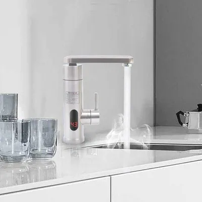 Produktbild von Elektrische Wasserboiler mit LED-Temperaturanzeige - 3000 W Wasserhahn für Küche und Badezimmer