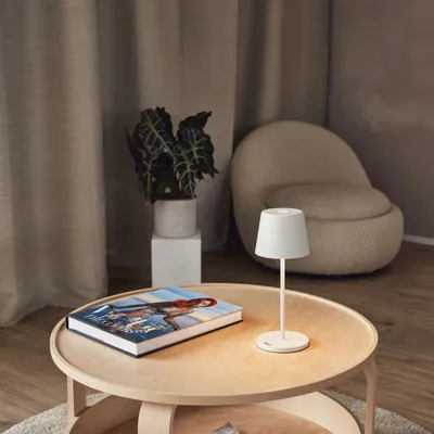 Productafbeelding van LED Akku Tischleuchte Down 2,2W 150lm warmweiß 3000K innen & außen IP65 Weiß matt