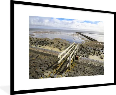 Produktbild von MuchoWow® MuchoWow® Gerahmtes Poster Aufwachen auf Vlieland 90x60 cm - Poster mit zchwarzem Bilderrahmen - Wanddekoration - Fotos