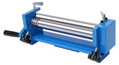 Image de Lamineuse manuelle pour tôle - 3 rouleaux - Diamètre min. 3,2 cm - Capacité 2 mm - Pour l'acier, l'aluminium et le cuivre - Glow blue