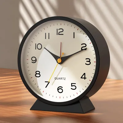 Analoger Retro-Wecker 11,4 cm, Metall, batteriebetrieben, Nachtlicht